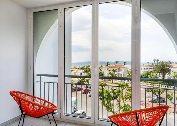 Apartamento Frente Al Canal Con Terraza